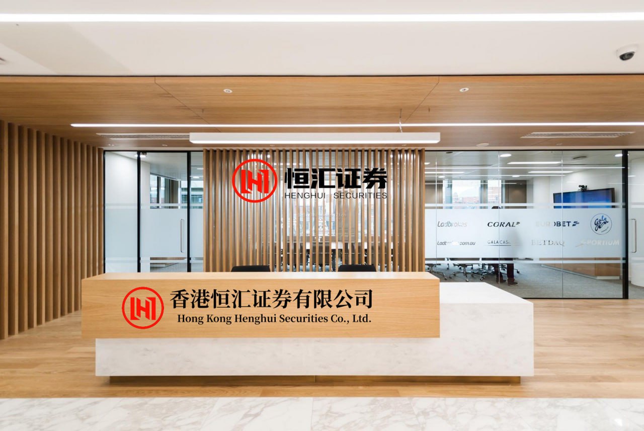 融可赢配 【2艘伊朗油轮闯封美军锁线失败】 封锁伊朗，美军说干就干，美国军方表